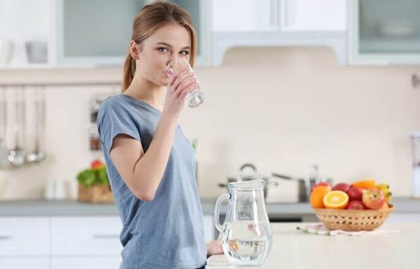 Beber auga antes das comidas para perder peso cunha dieta perezosa